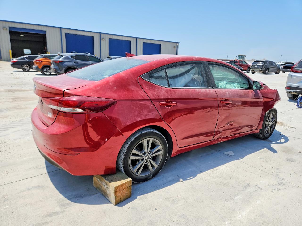 2018 Hyundai Elantra Sel - Фото 3