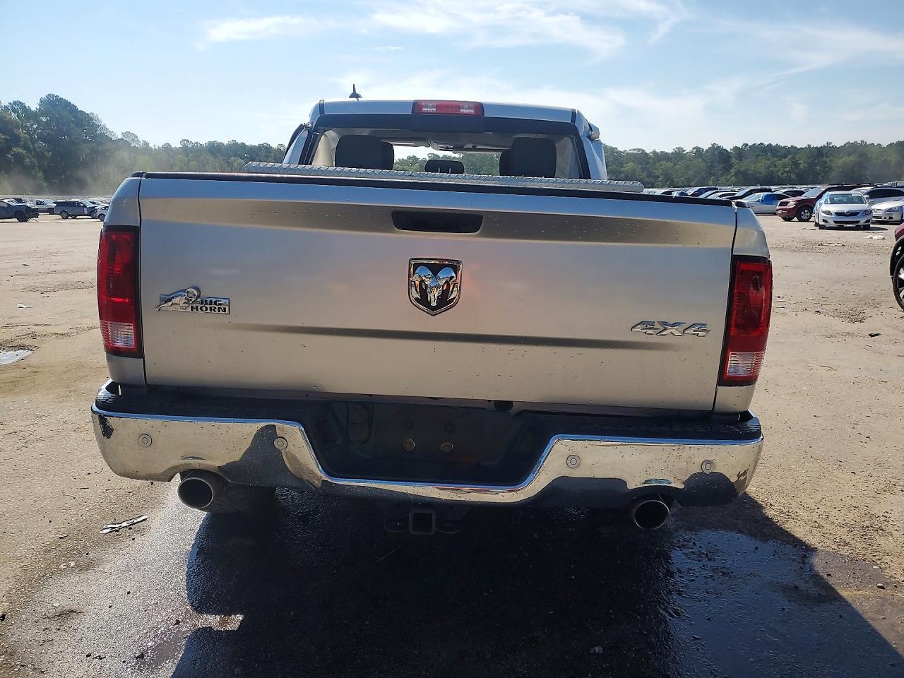 2019 Ram 1500 Classic Slt - Image 6