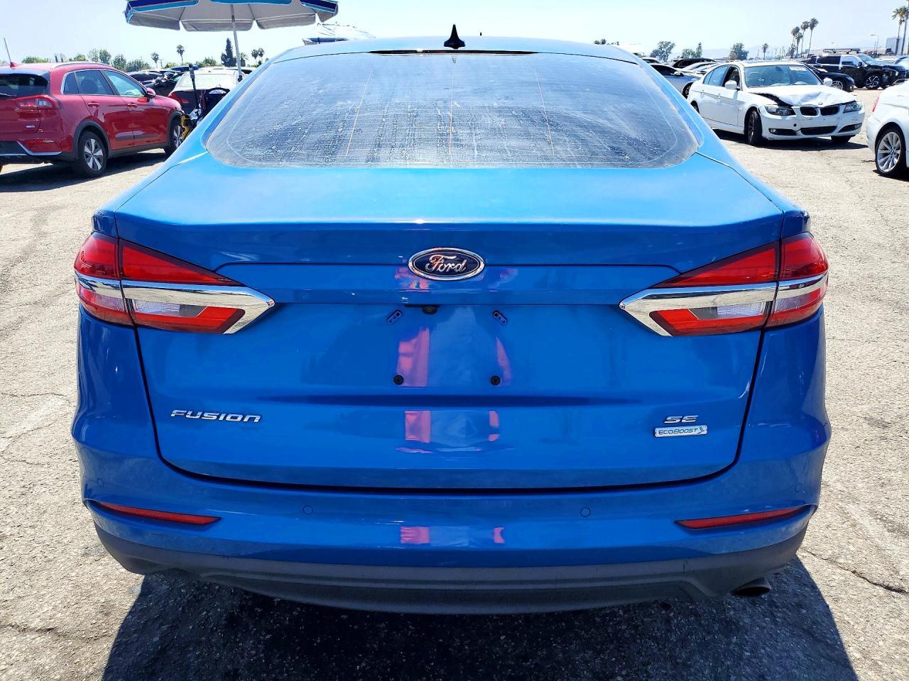 2020 Ford Fusion Se - Фото 6