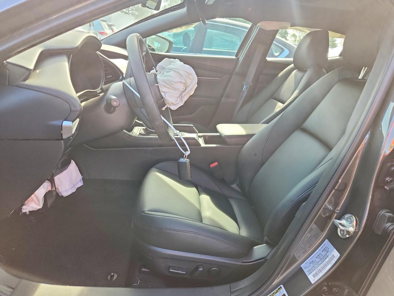 2026 Mazda 3 Preferred - Image 7