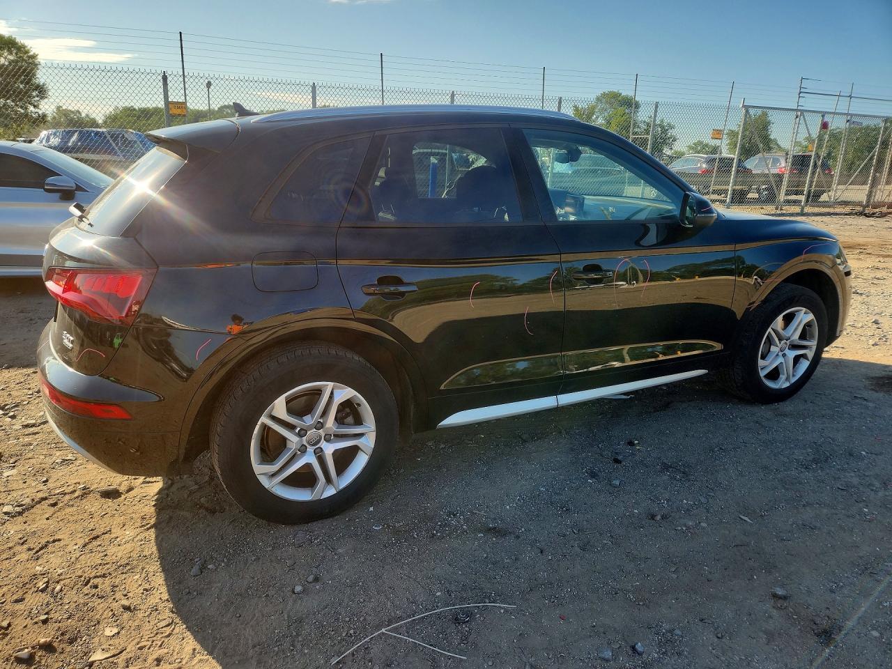 2018 Audi Q5 Premium - Image 3