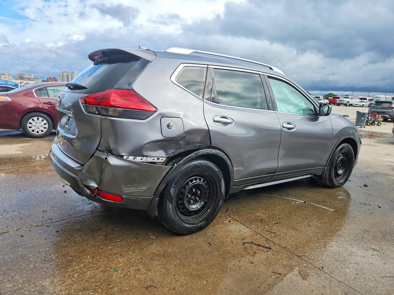 2017 Nissan Rogue S - Фото 3