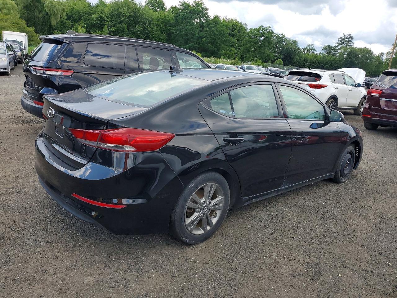 2018 Hyundai Elantra Sel - Image 3