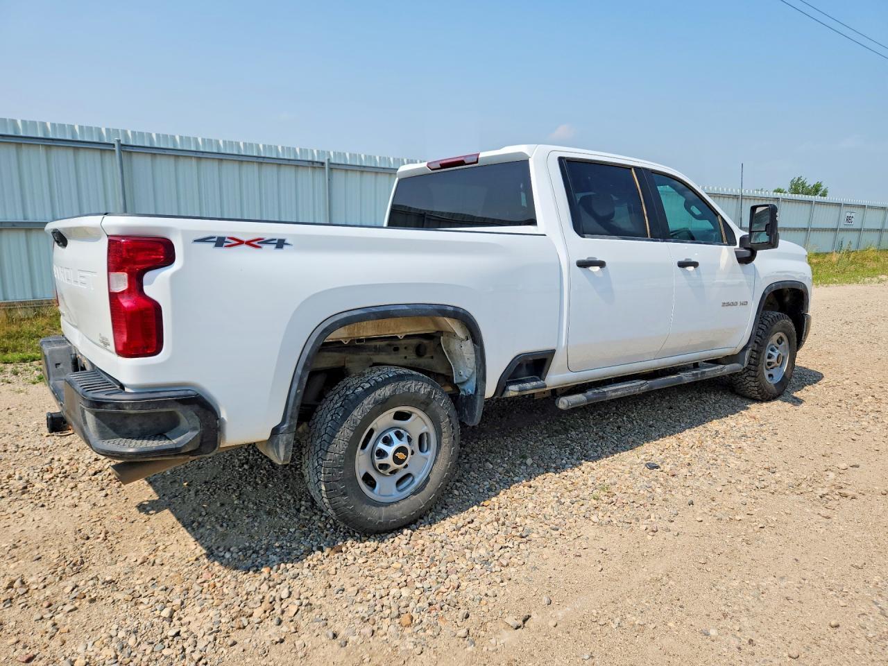 2024 Chevrolet Silverado K2500 Heavy Duty - Image 3