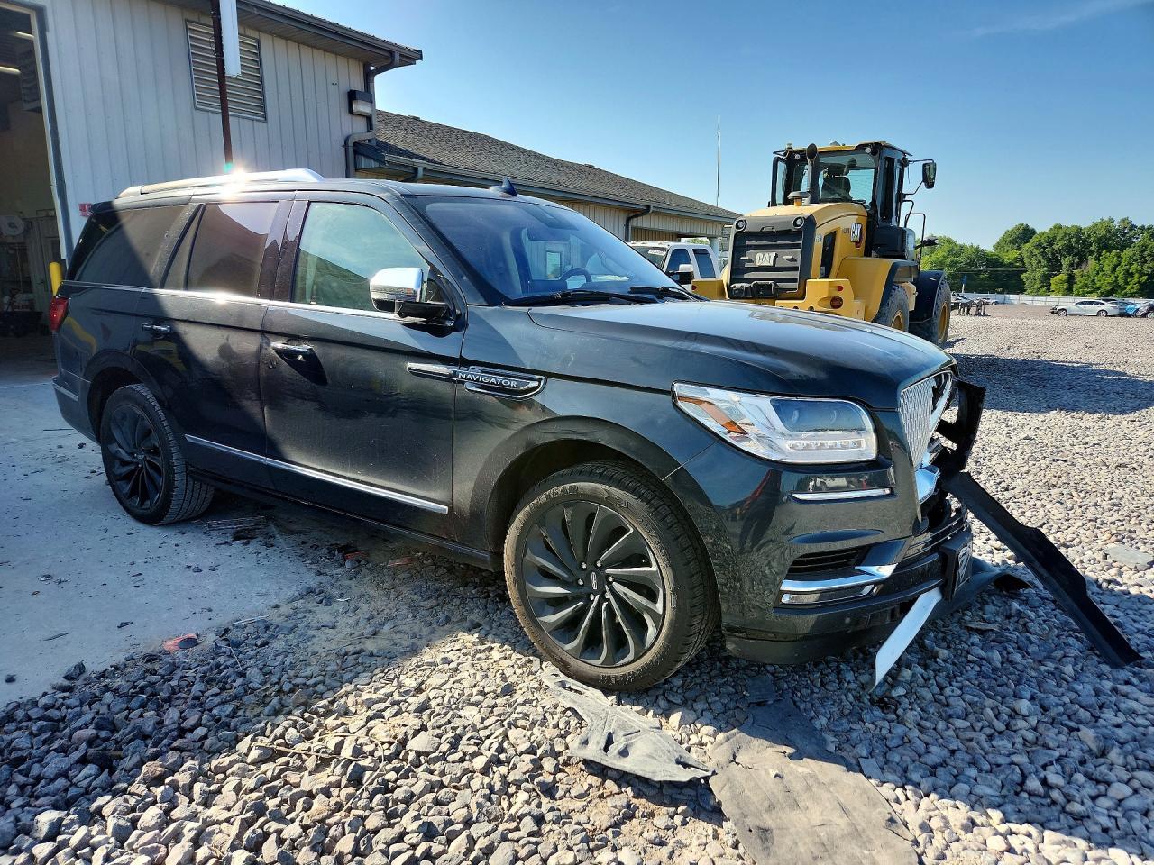 2021 Lincoln Navigator Black Label - Image 4