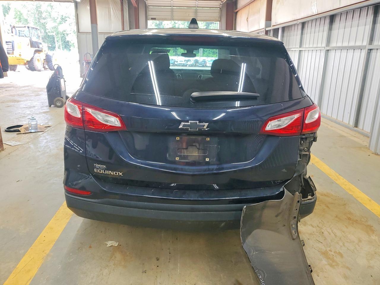 2020 Chevrolet Equinox Ls - Image 6