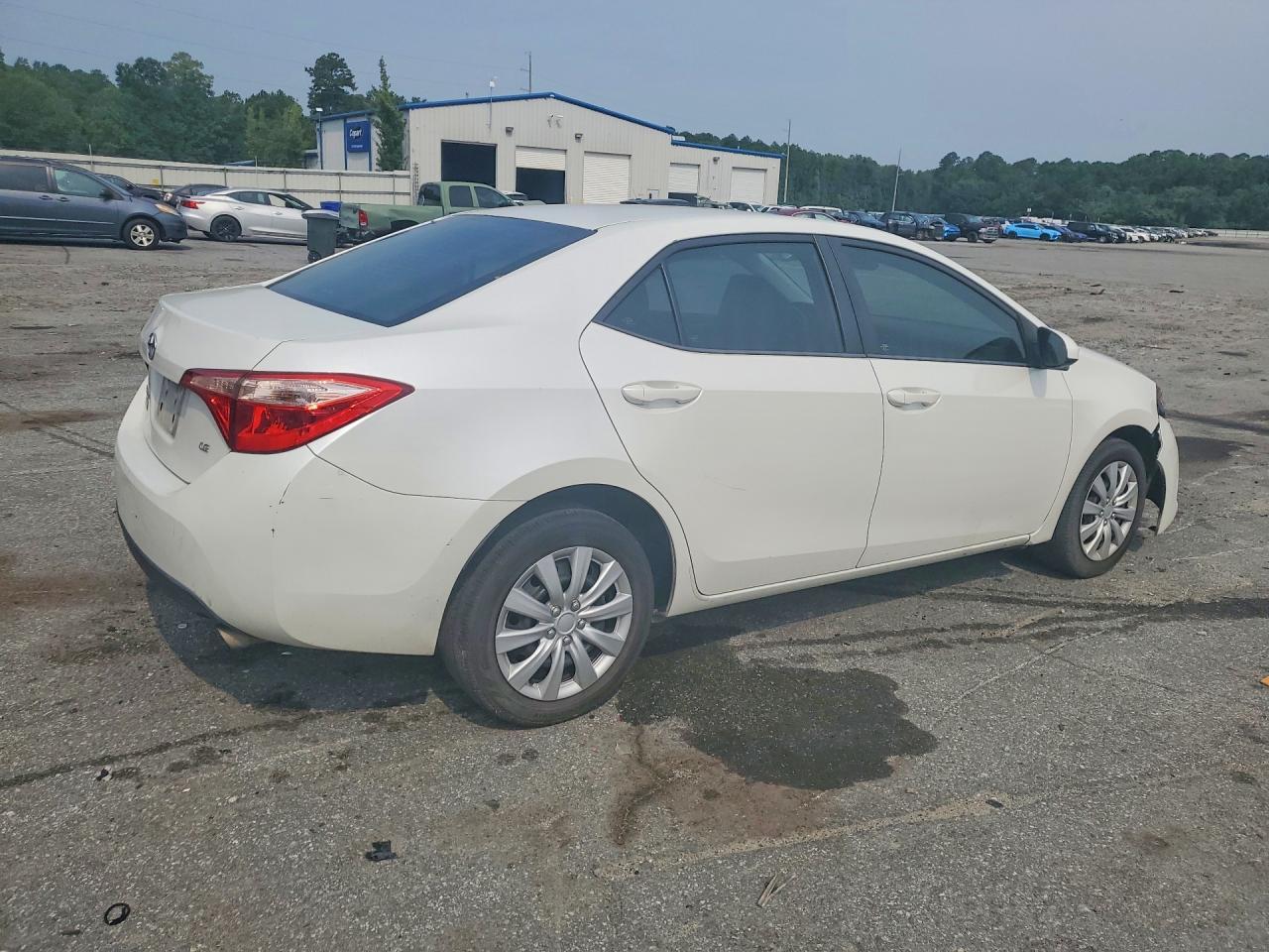 2018 Toyota Corolla Le - Фото 3