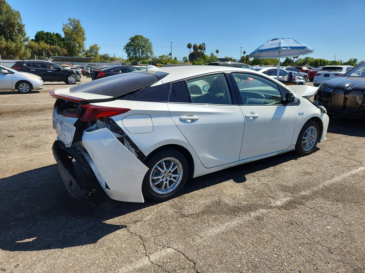 2020 Toyota Prius Prime Le - Фото 3