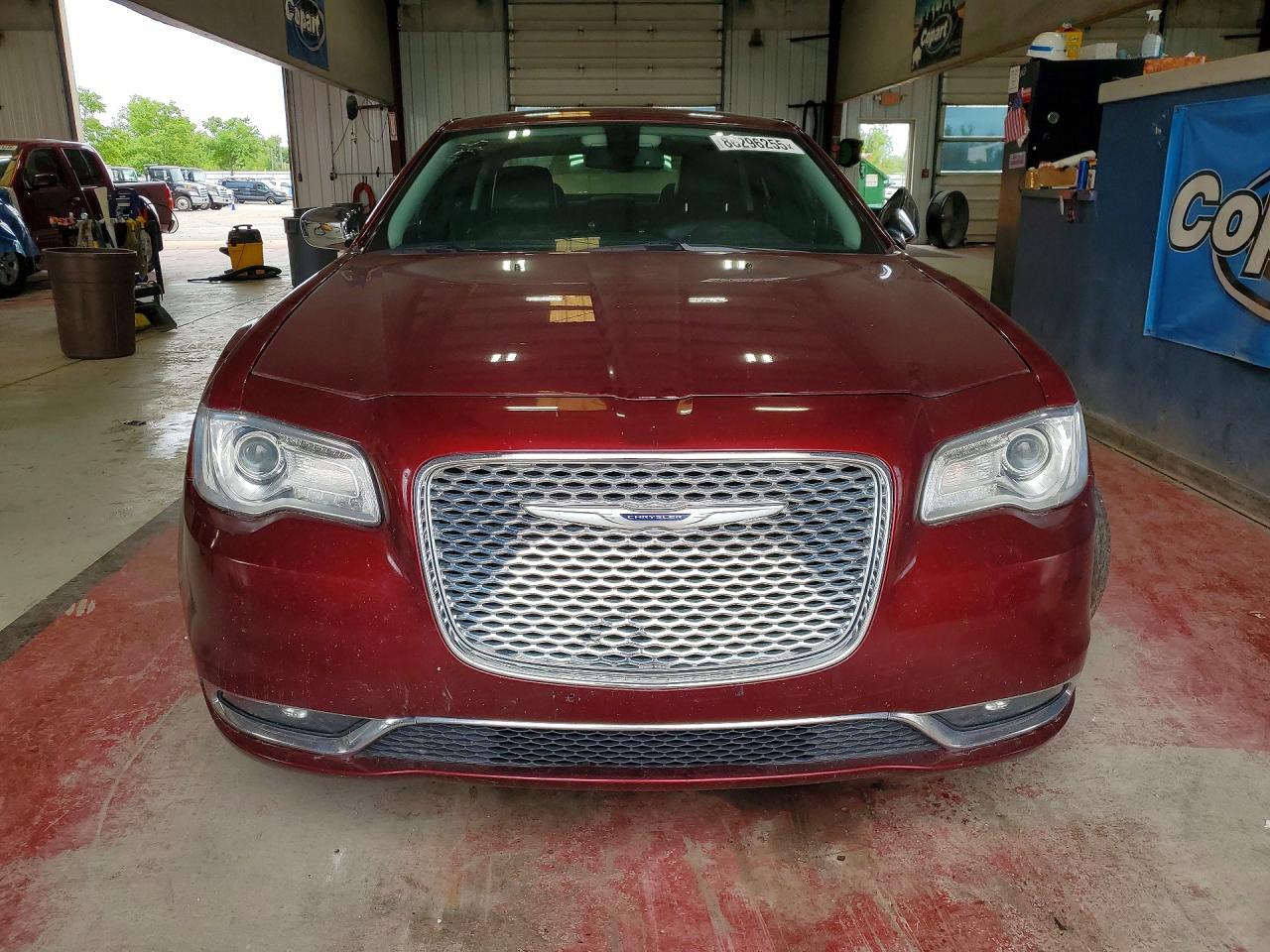 2020 Chrysler 300 Limited - Фото 5