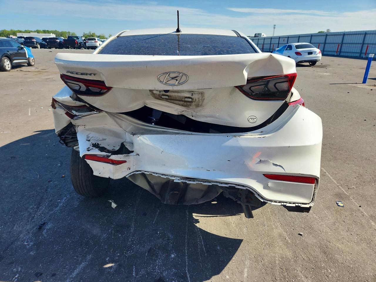 2021 Hyundai Accent Se - Image 6