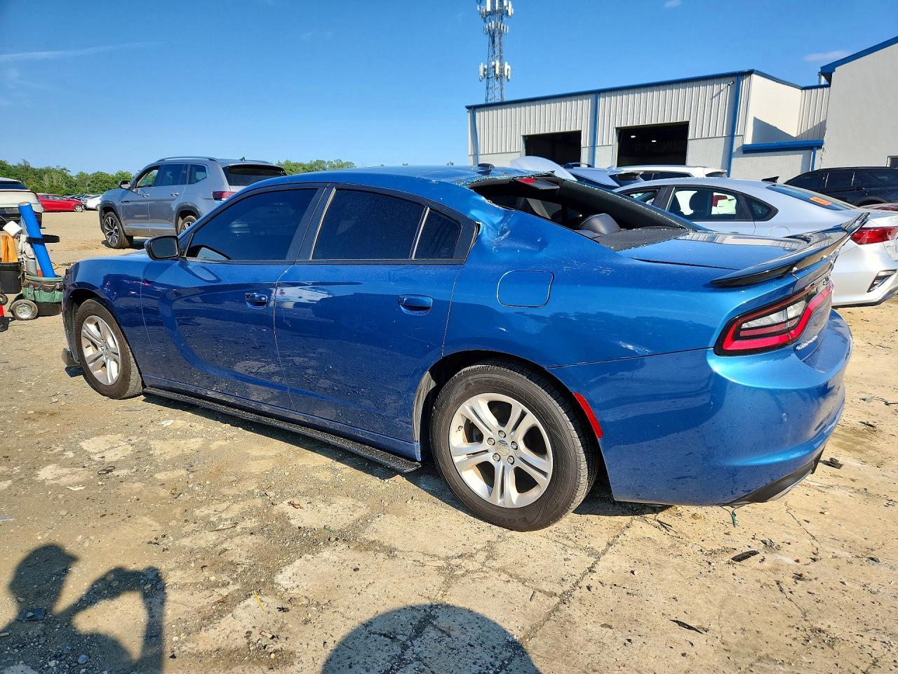 2021 Dodge Charger Sxt - Фото 2