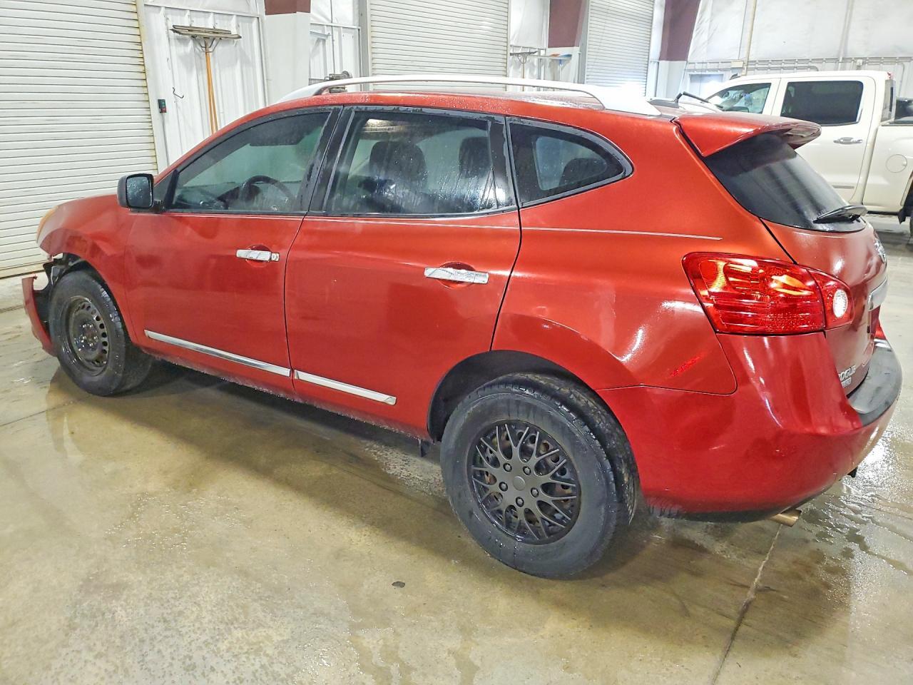 2014 Nissan Rogue Select S - Фото 2