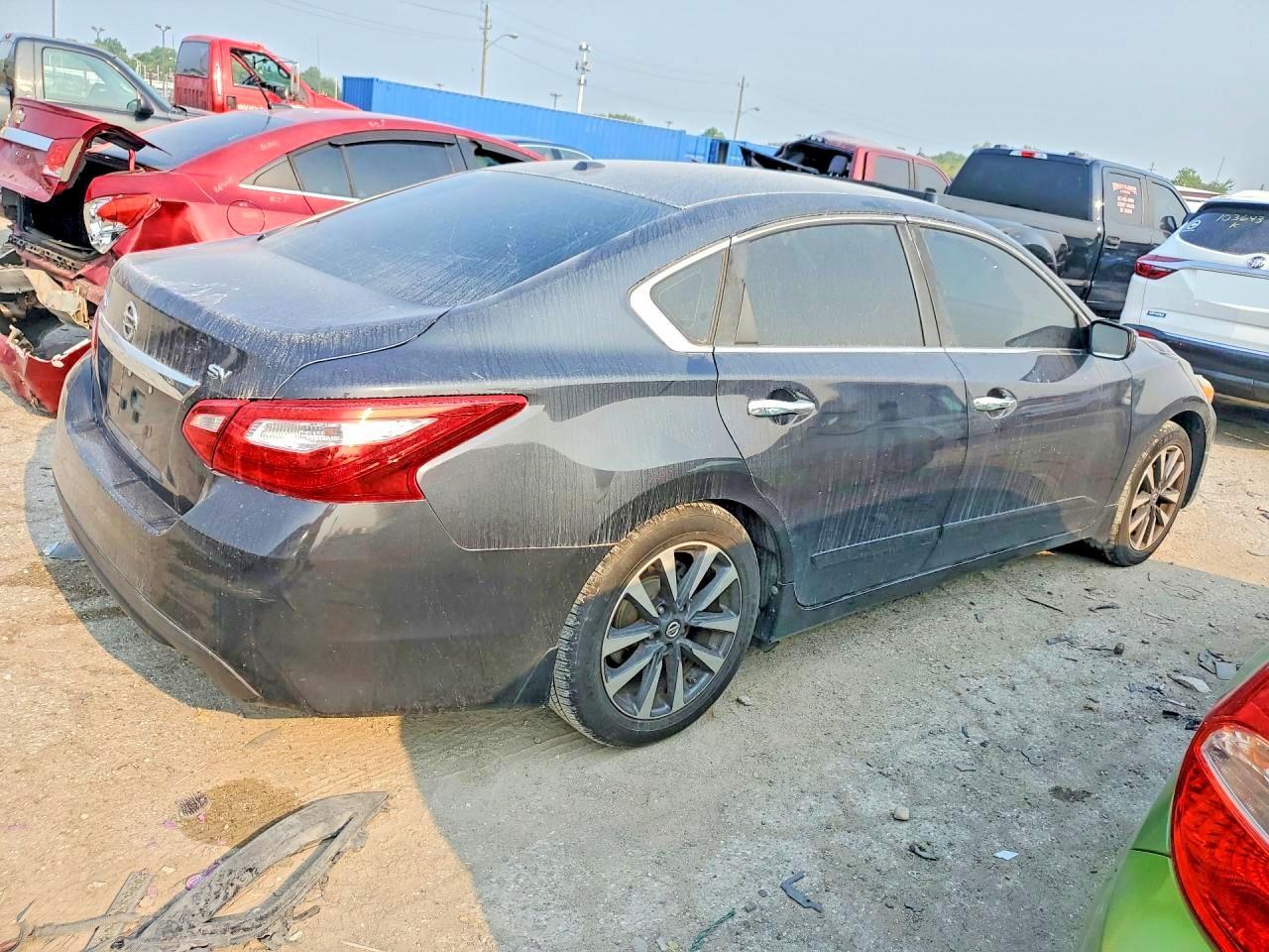 2016 Nissan Altima 2.5 Sv - Image 3