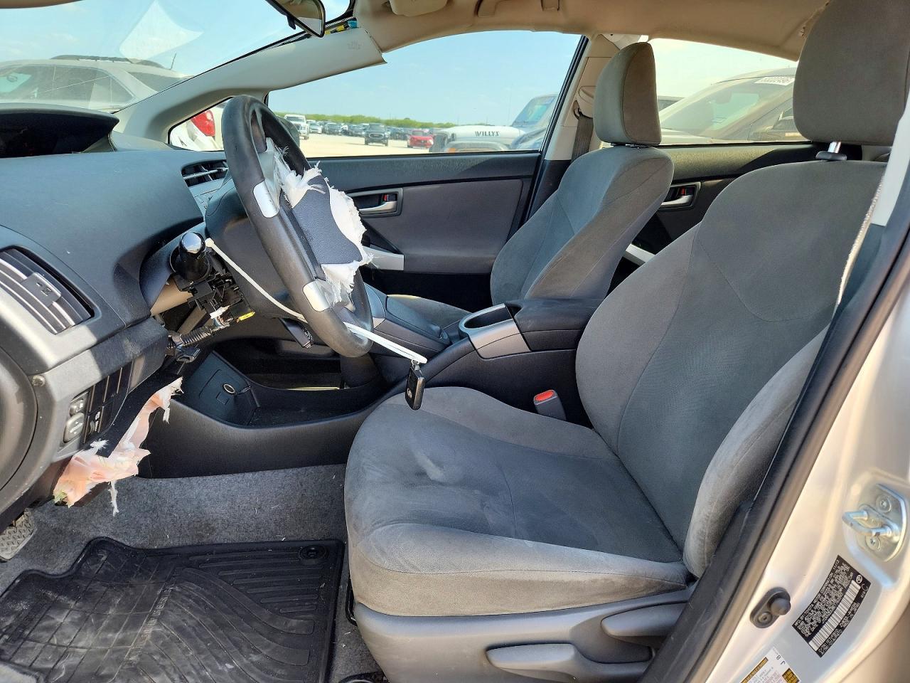 2014 Toyota Prius Three - Фото 7