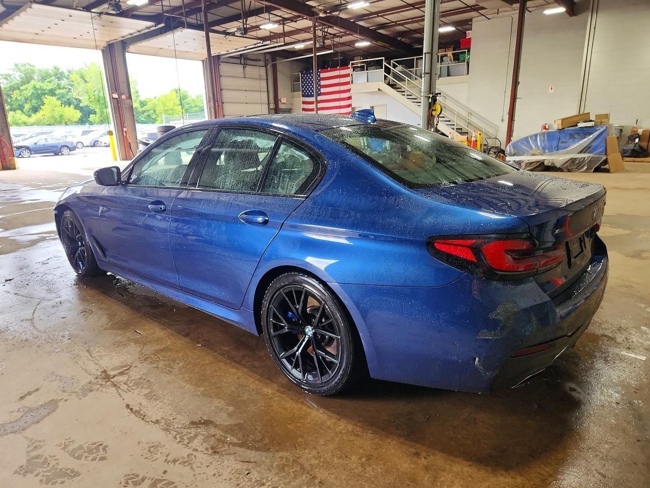 2021 BMW 540 Xi - Фото 2
