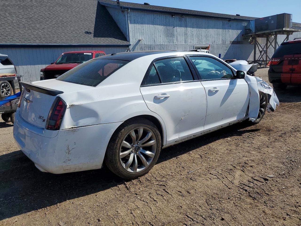 2014 Chrysler 300 S - Фото 3