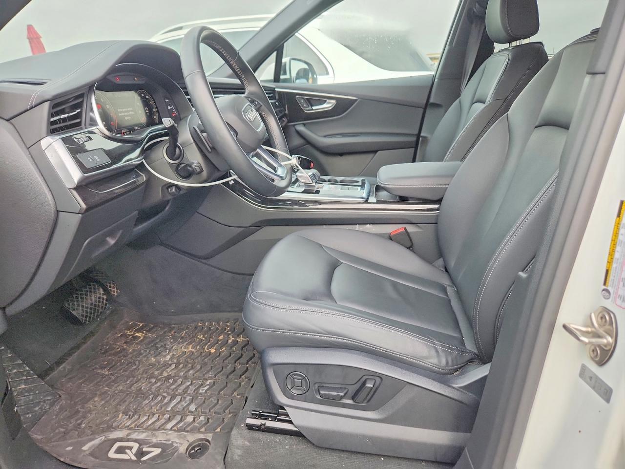2025 Audi Q7 Premium - Фото 7