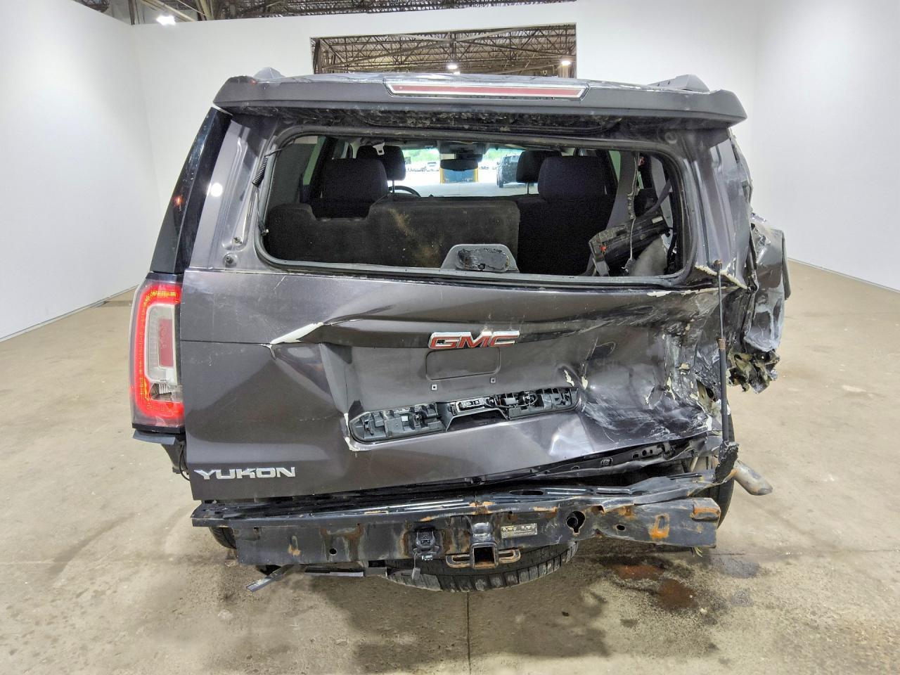 2015 GMC Yukon Sle - Image 6