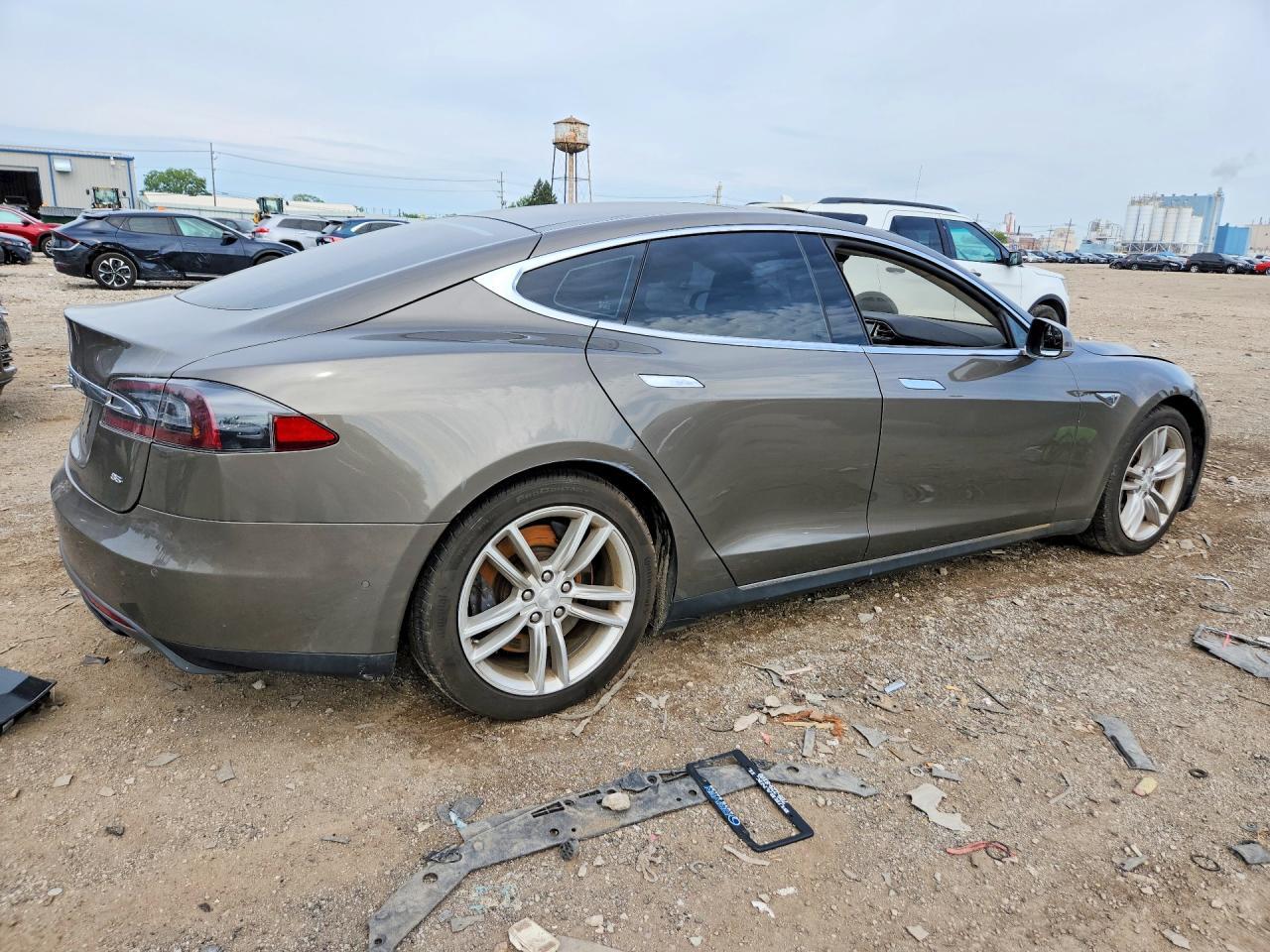 2015 Tesla Model S - Фото 3