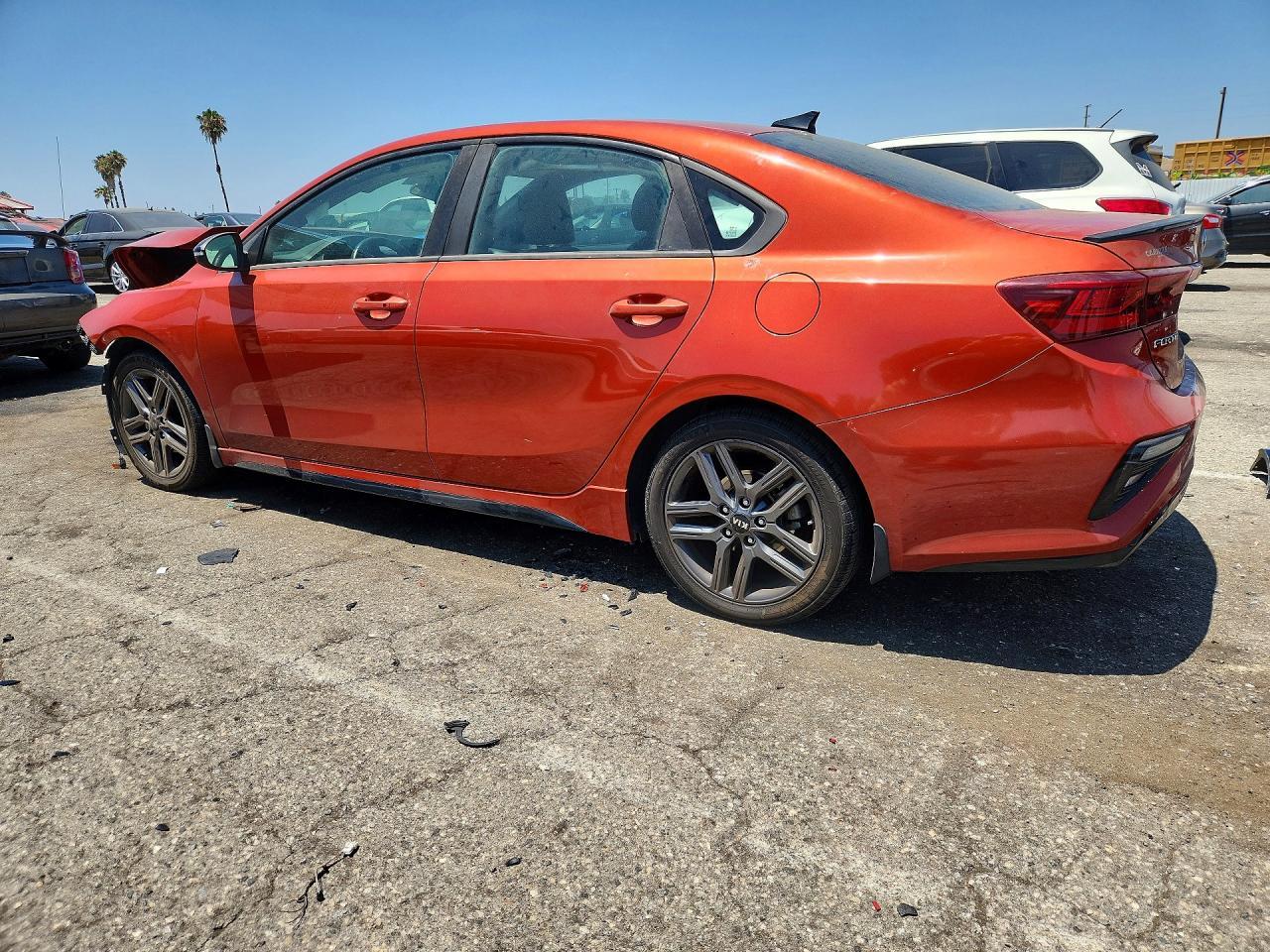 2020 Kia Forte Gt Line - Фото 2