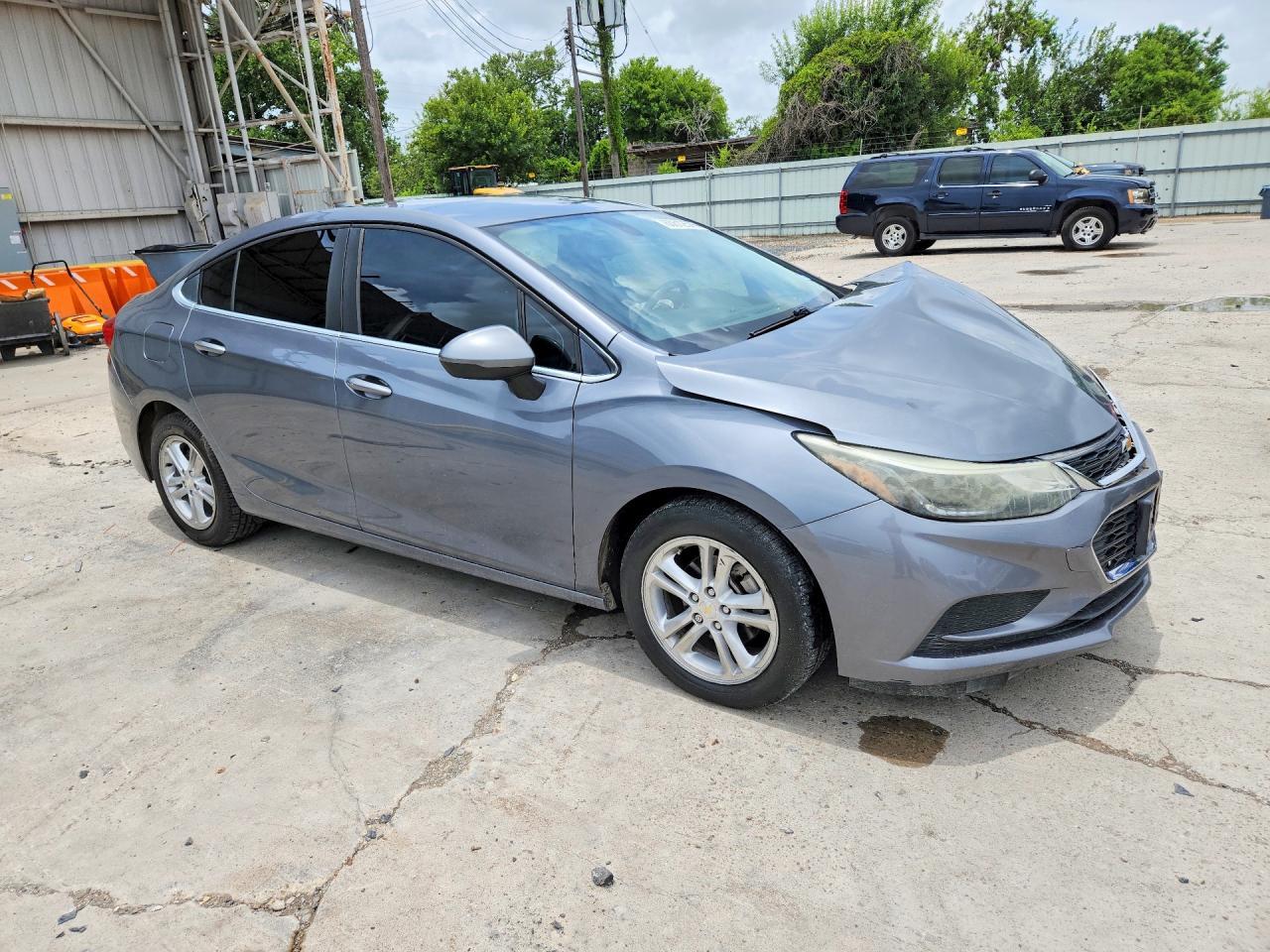 2018 Chevrolet Cruze Lt - Фото 4