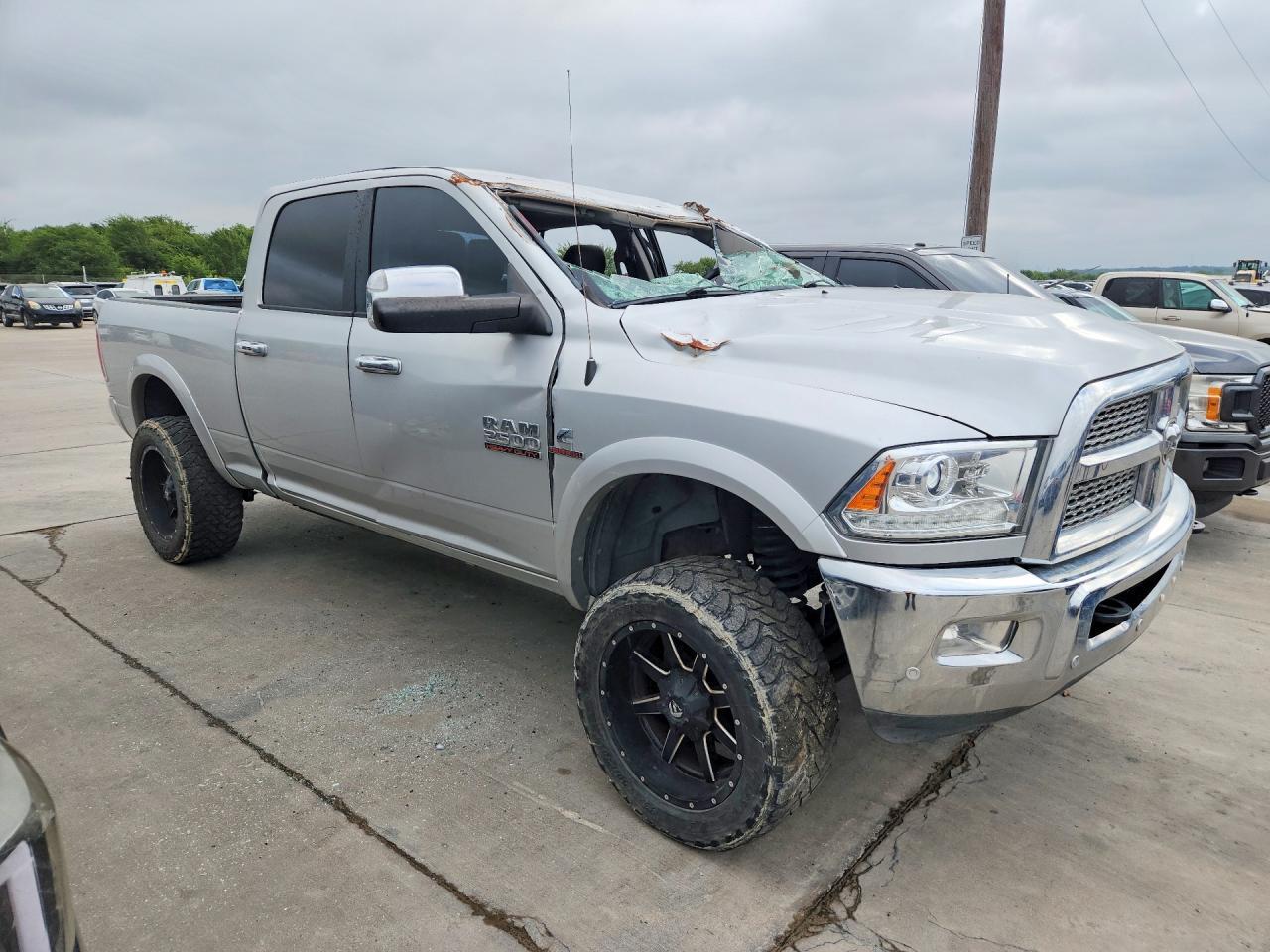 2017 Ram 2500 Laramie - Image 4