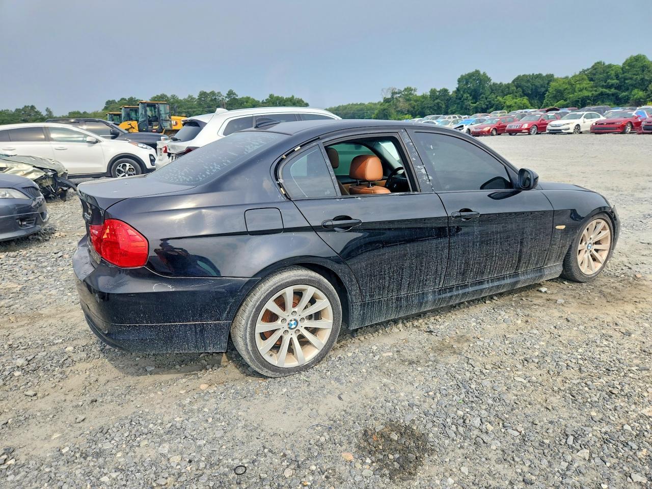 2011 BMW 328 I Sulev - Image 3