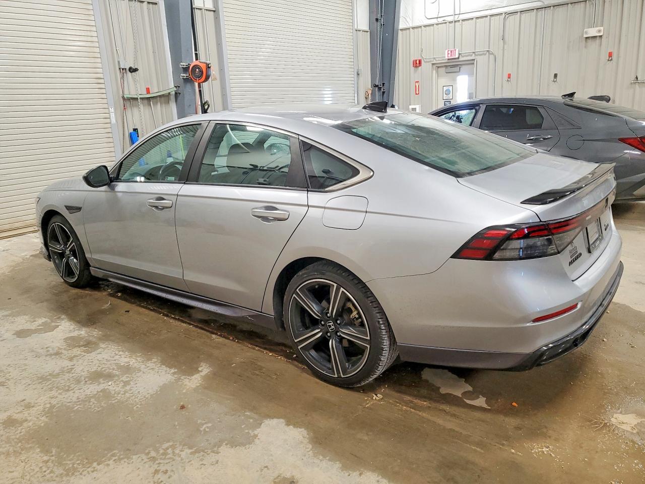 2023 Honda Accord Hybrid Sport - Фото 2