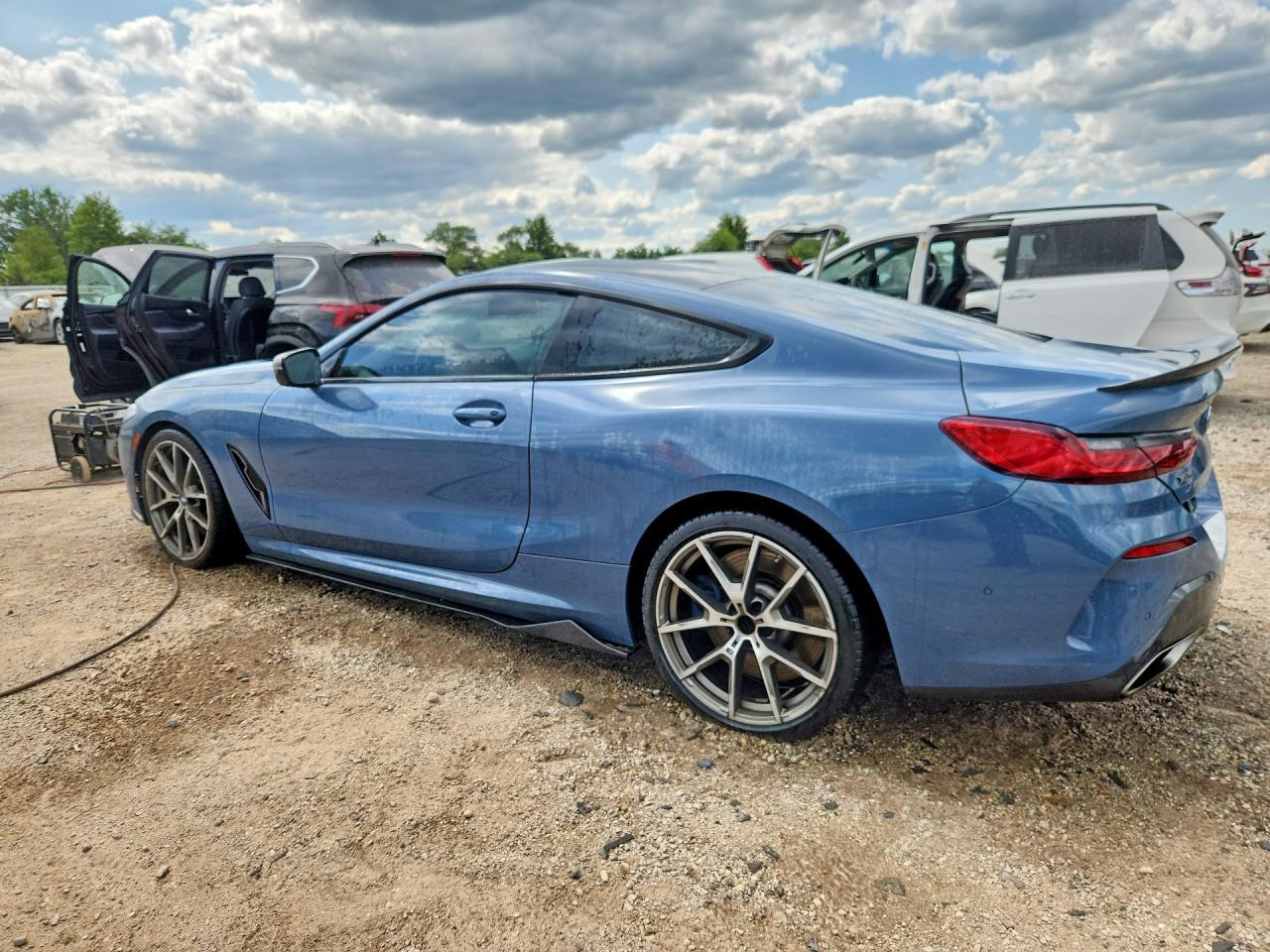 2019 BMW M850Xi - Фото 2