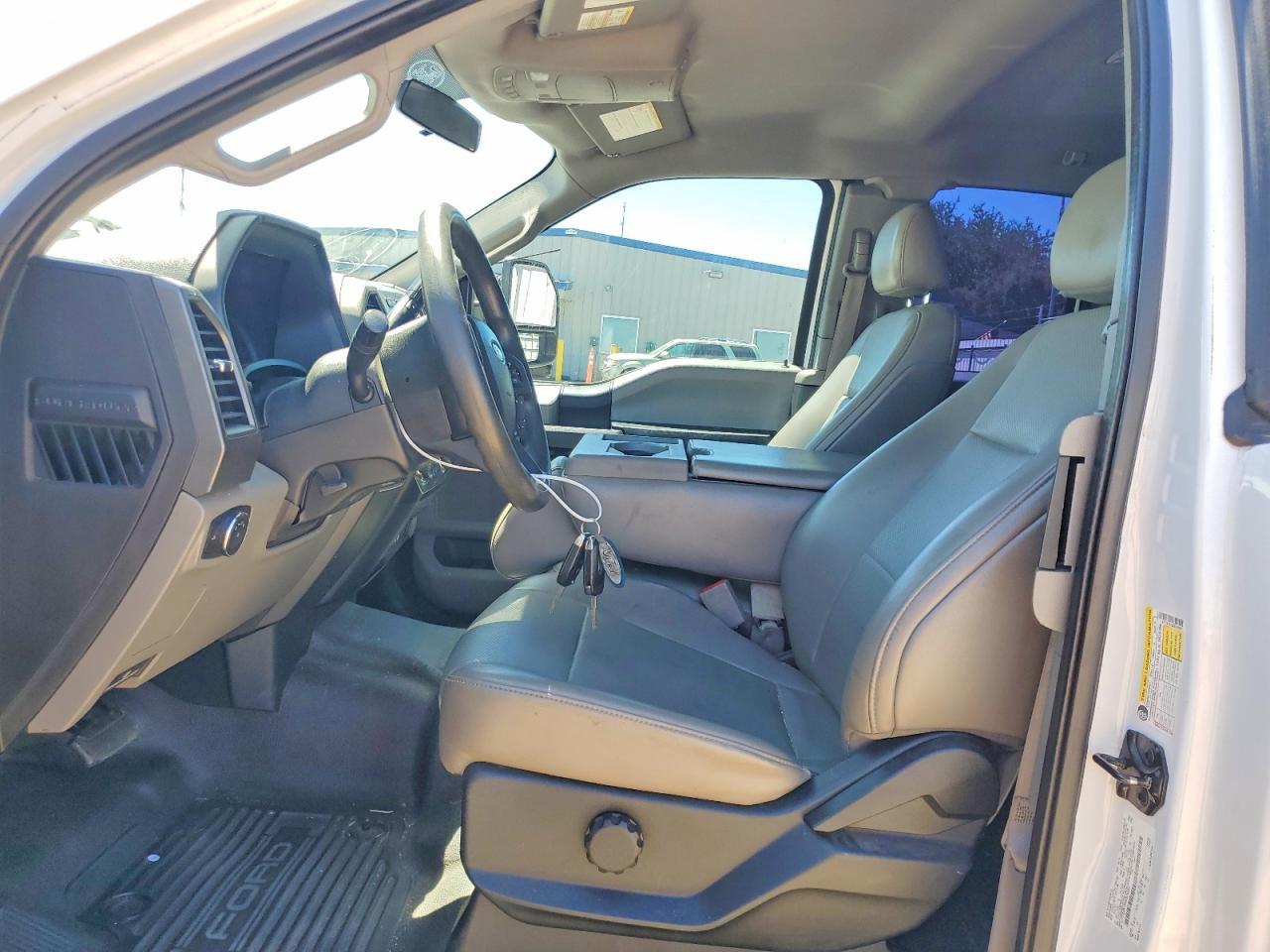 2019 Ford F250 Super Duty - Фото 7