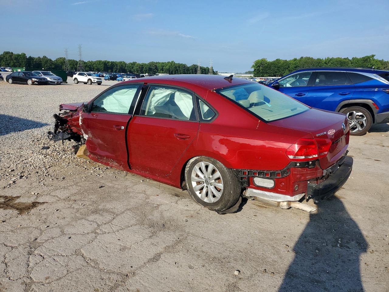 2015 Volkswagen Passat S - Image 2