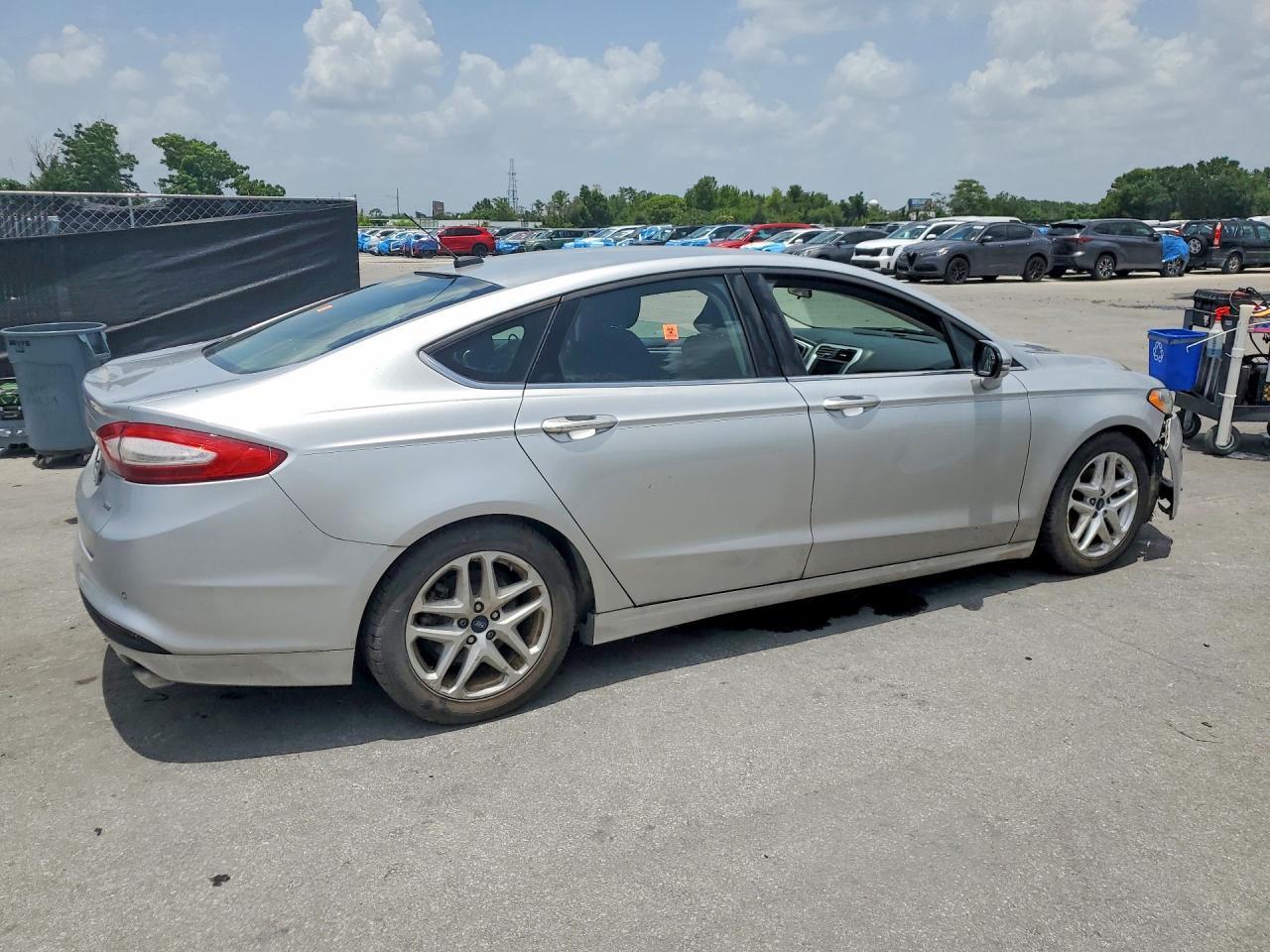 2016 Ford Fusion Se - Фото 3