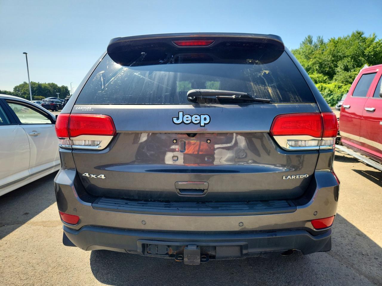 2017 Jeep Grand Cherokee Laredo - Image 6