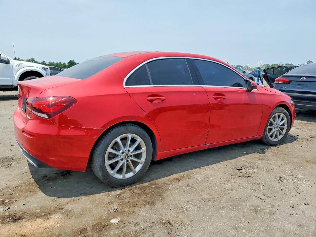 2020 Merz A 220 - Image 3