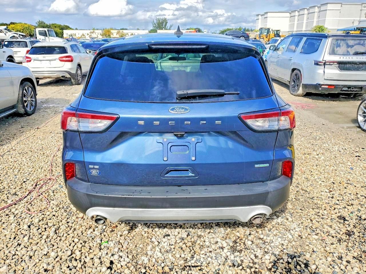 2020 Ford Escape Se - Image 6