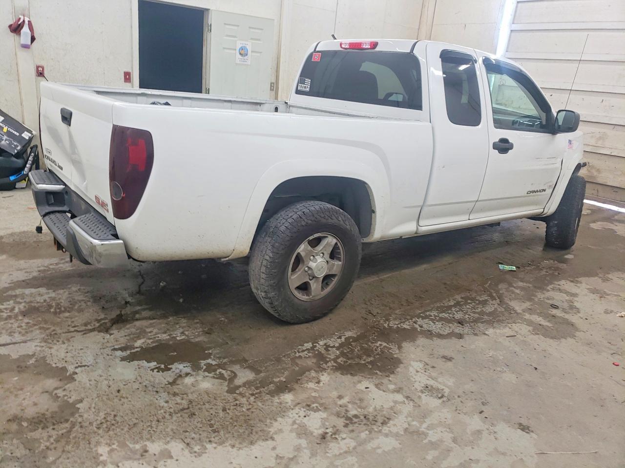 2005 GMC Canyon - Фото 3