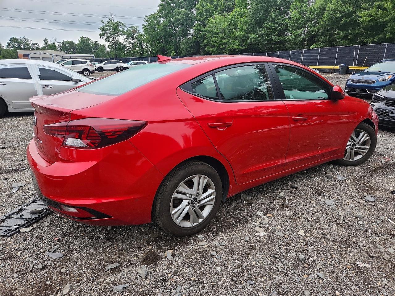 2020 Hyundai Elantra Sel - Фото 3