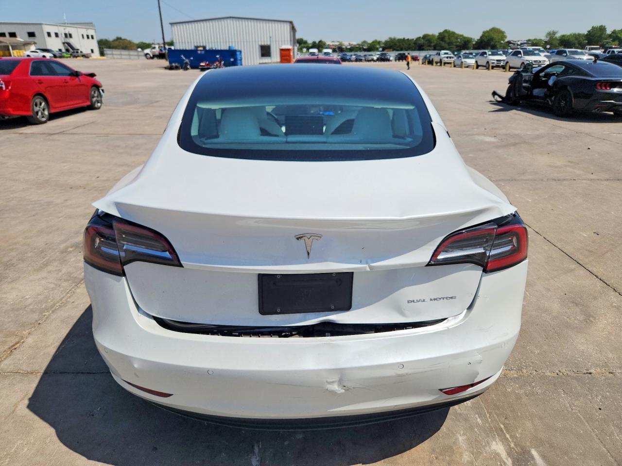 2021 Tesla Model 3 - Image 6