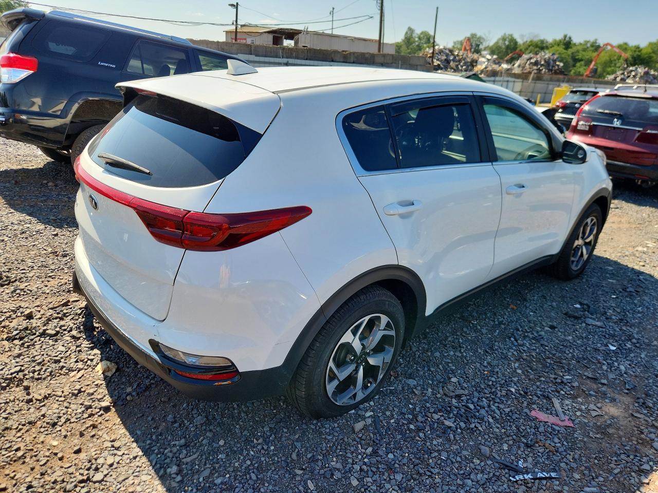 2020 Kia Sportage Lx - Фото 3