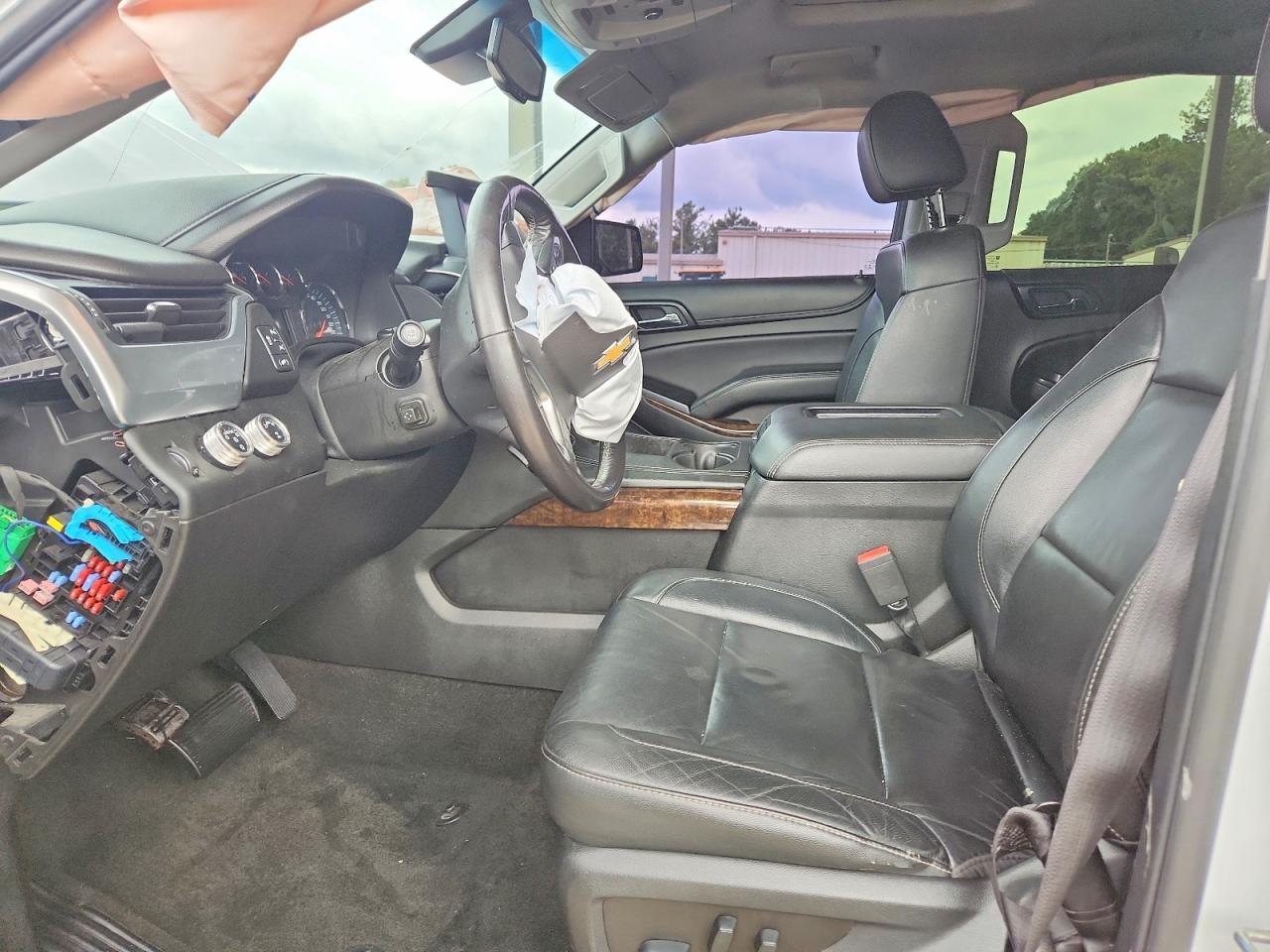 2018 Chevrolet Suburban K1500 Lt - Image 7