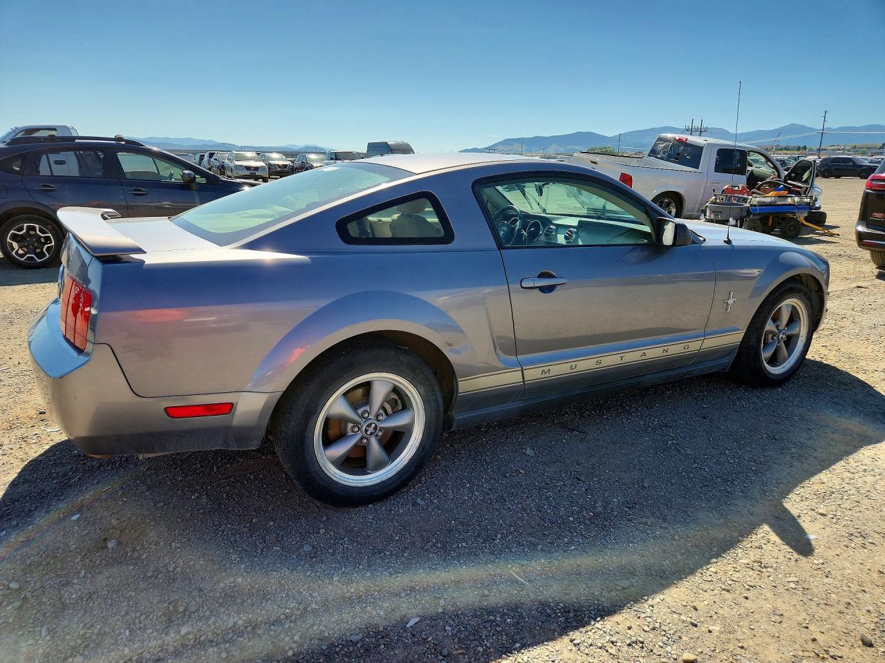 2006 Ford Mustang - Image 3