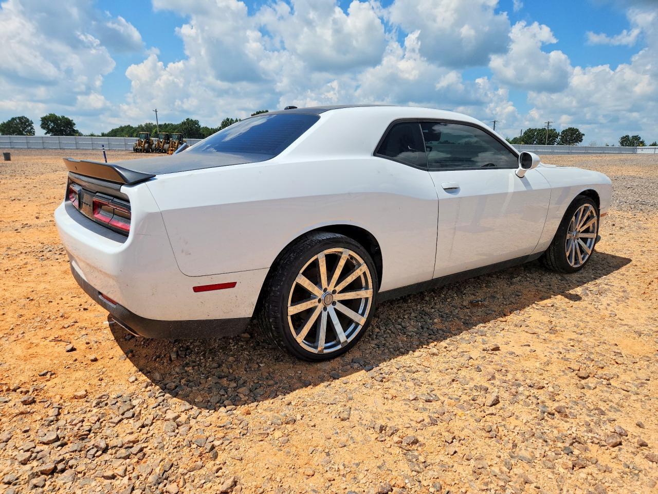 2020 Dodge Challenger Sxt - Фото 3
