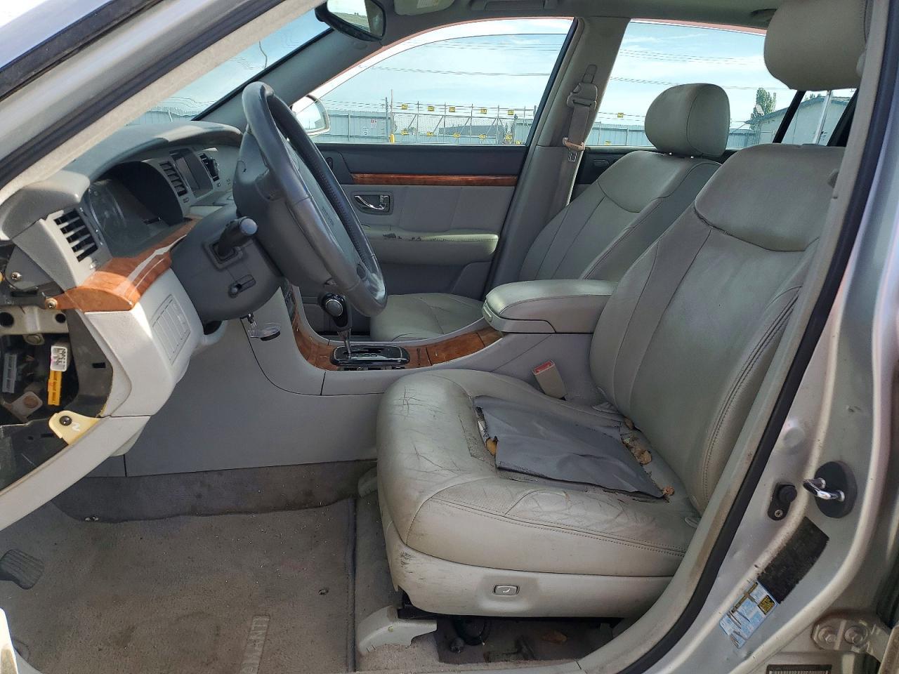 2005 Kia Amanti Base - Image 7