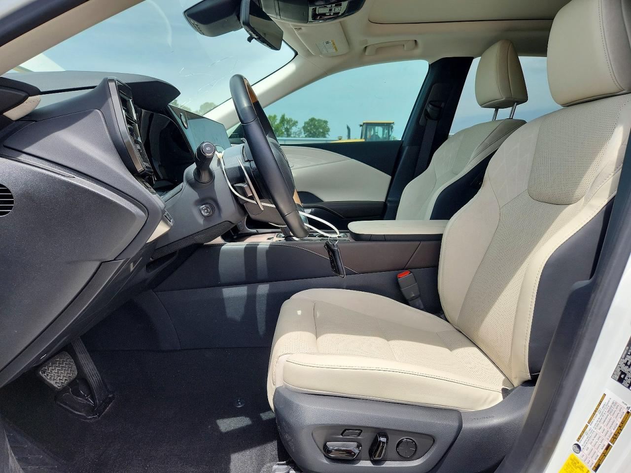 2024 Lexus Rx 450H+ Luxury - Фото 7