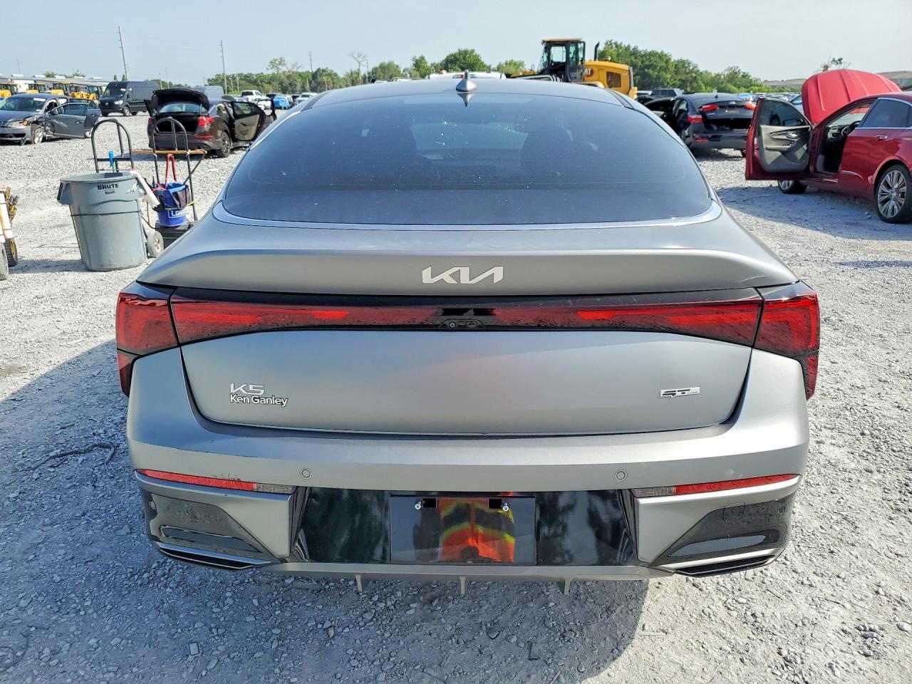 2025 Kia K5 Gt Line - Image 6