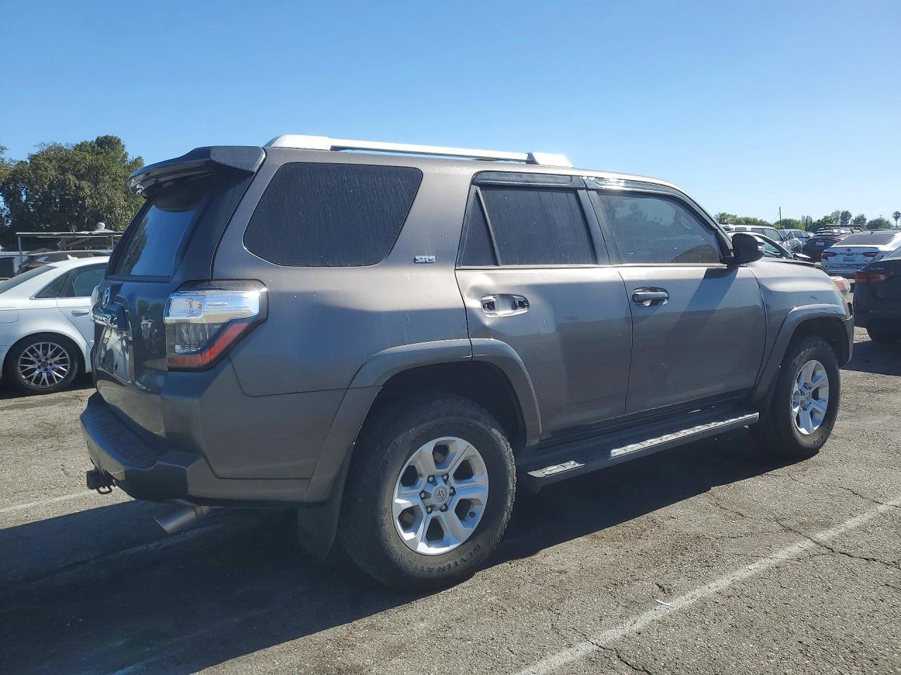 2016 Toyota 4Runner Sr5 Premium - Image 3