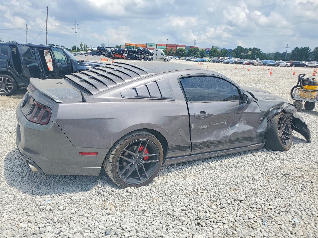 2014 Ford Mustang - Фото 3