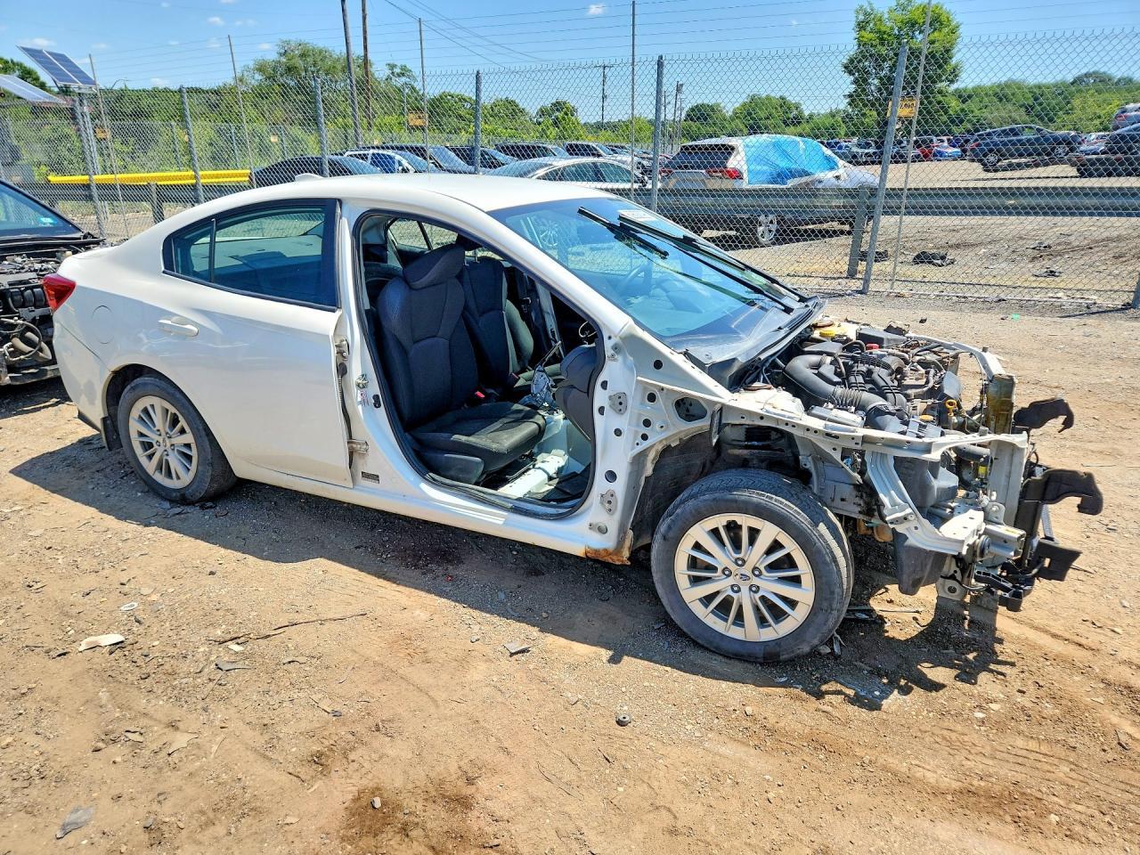 2017 Subaru Impreza Premium - Image 4