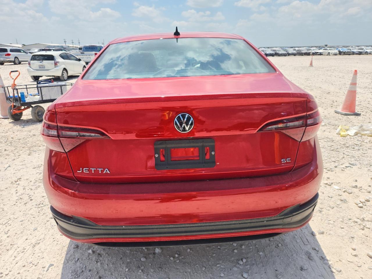 2023 Volkswagen Jetta Se - Фото 6