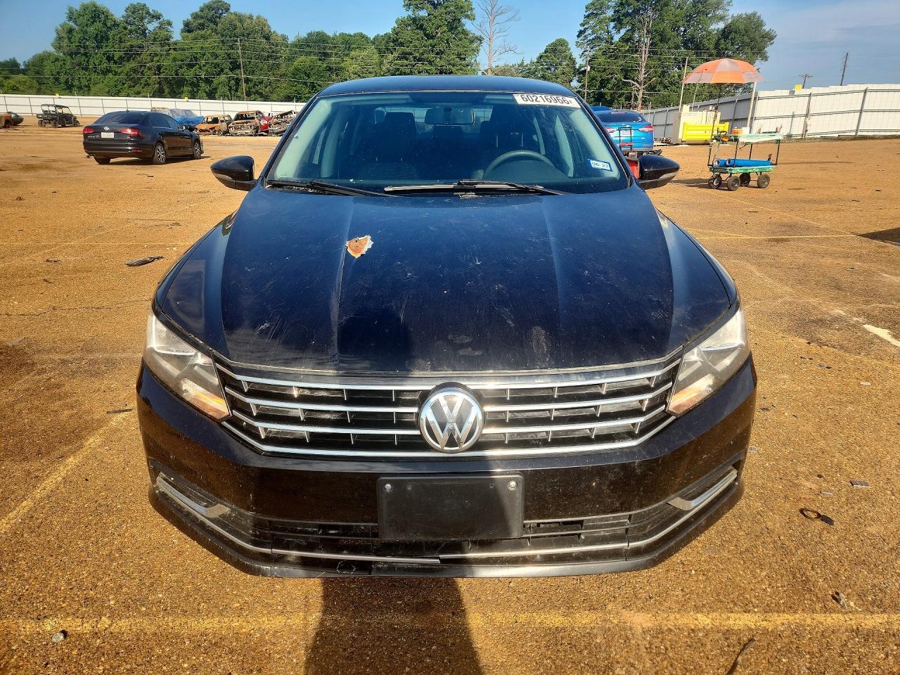2016 Volkswagen Passat S - Фото 5